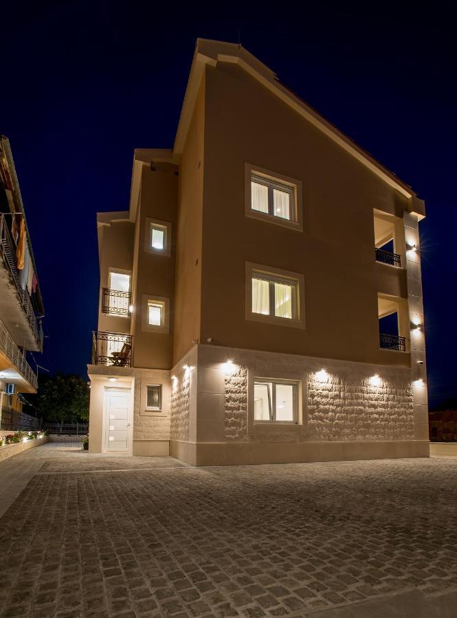 Luxury Apartments Ivanovic Tivat Eksteriør bilde